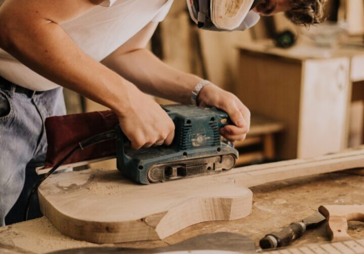 guitar building shop